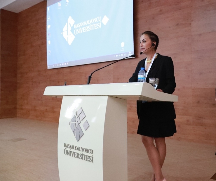 ’Uykuya Farklı Yaklaşım, Fizyoterapive Rehabilitasyon’ Sempozyumu