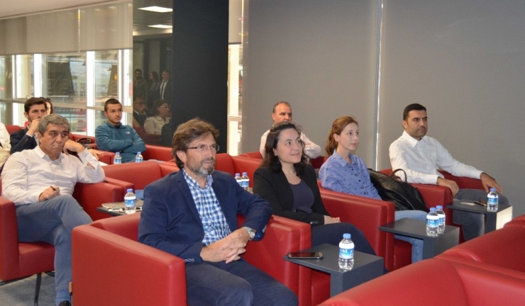 Çevre Dostu Yeşil Binalar Toplantısı Yapıldı