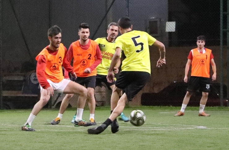 Pamukkale’de 8. Futbol Şöleni’nde İlk Tur Tamamlandı