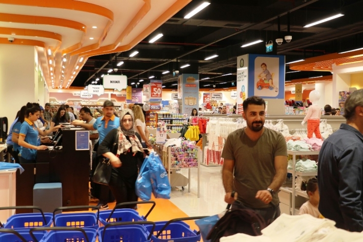 Kriz Var Diye Frene Basmadı, 121’nci Mağazayı Diyarbakır’da Açtı