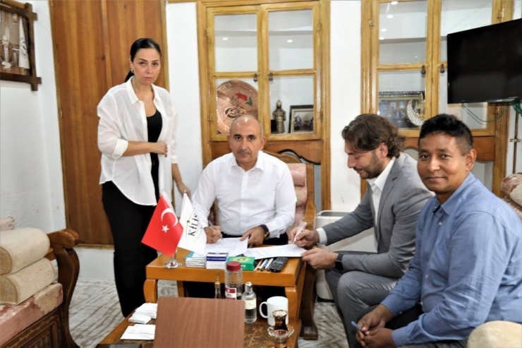 Kilis’e Gençlik Merkezi Yapılması İçin Protokol İmzalandı