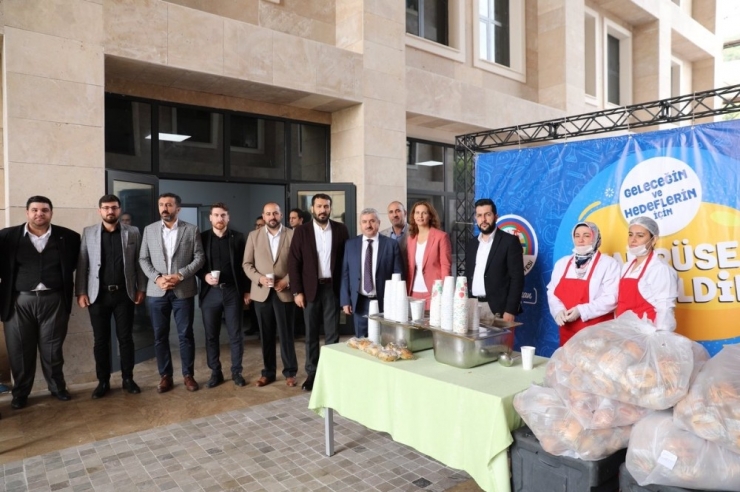 Başkan Baran’dan Öğrencilere Çorba İkramı