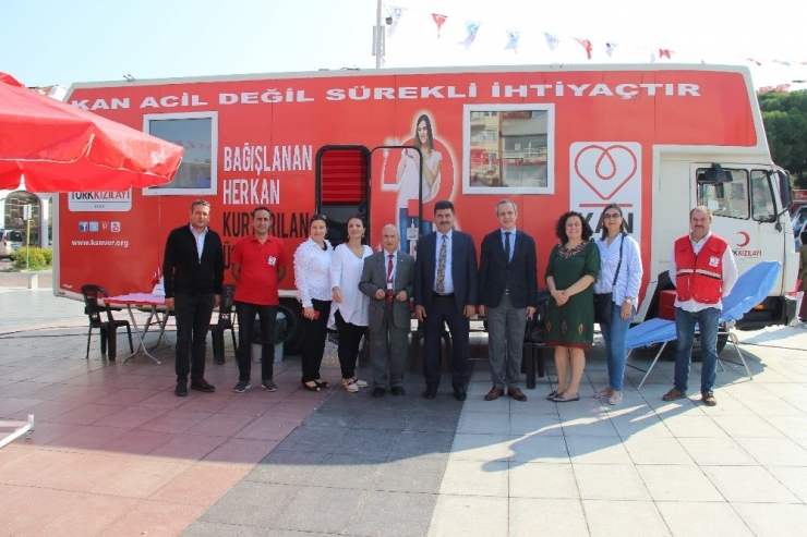 Şehitler Ortaokulu Da ‘Manisa Kanım Sana Feda’ Dedi