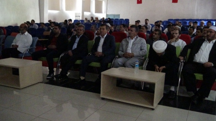 Gercüş’te Din Gönüllülerine Konferans Verildi