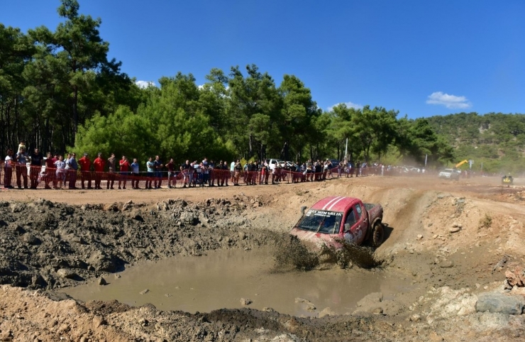 Kepez’de Off Road Rüzgarı Esti