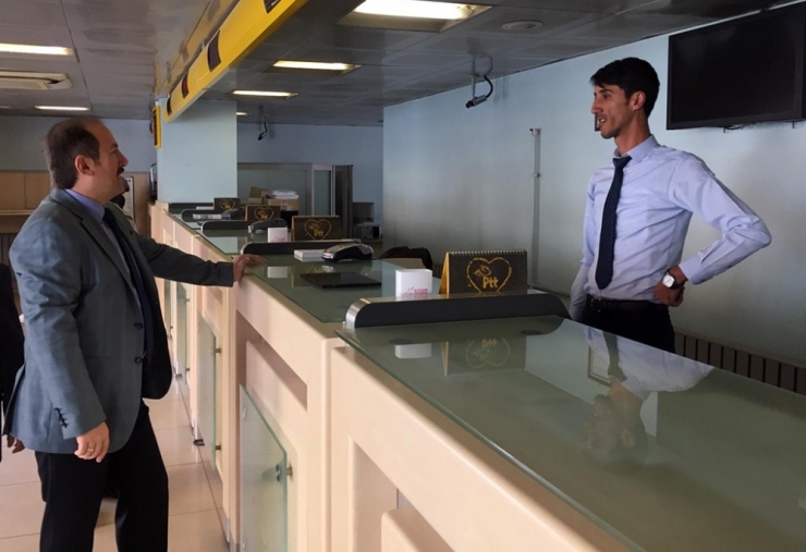 Vali Pehlivan Turan Caddesi Esnafını Ziyaret Etti