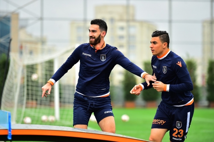 M. Başakşehir’de Kayserispor Hazırlıkları Sürüyor