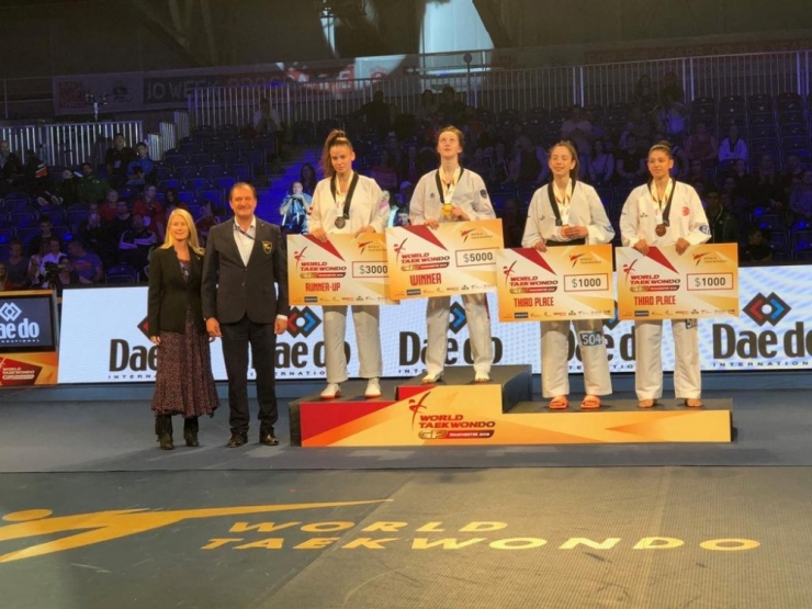 Nur Tatar Askari’den Bronz Madalya