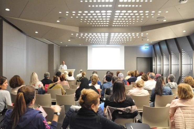 Türkiye’de 40 Yaşın Altında Her Beş Kadından Bir Tanesi Meme Kanseri