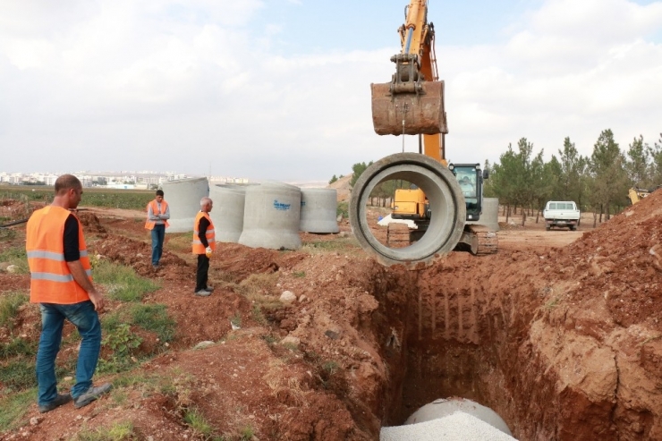 Şanlıurfa’da Alt Yapı Çalışmaları Sürüyor