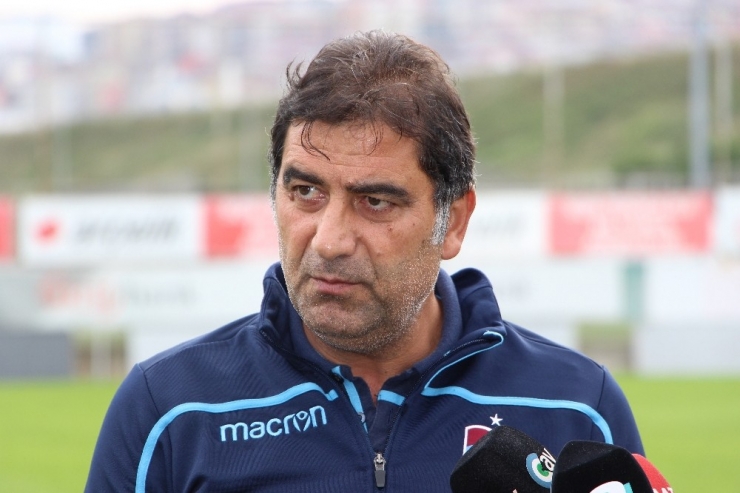 Ünal Karaman: "Oyuncu Üzerinden Yapılan Her Eleştiriye Saygı Duyarım"