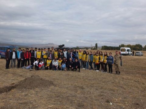 Ağrı’da Yılın Son Fidanları Dikildi