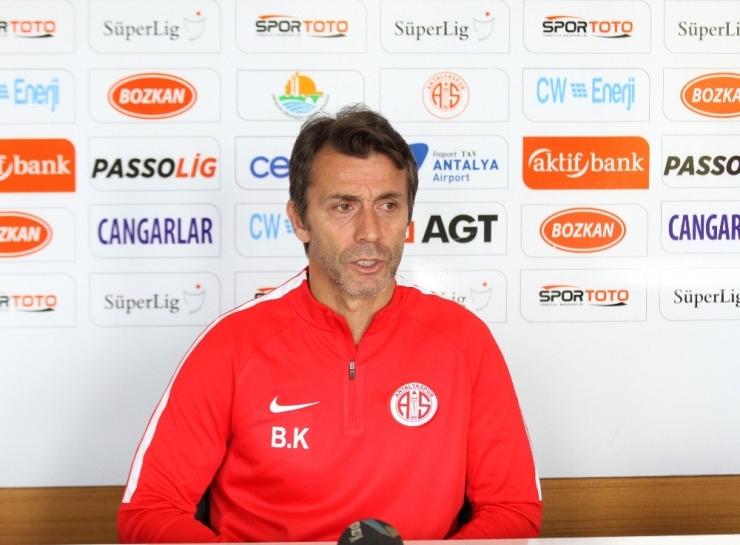 Bülent Korkmaz: "Şu Anda Doğru Yolda Güvenli Şekilde İlerliyoruz"