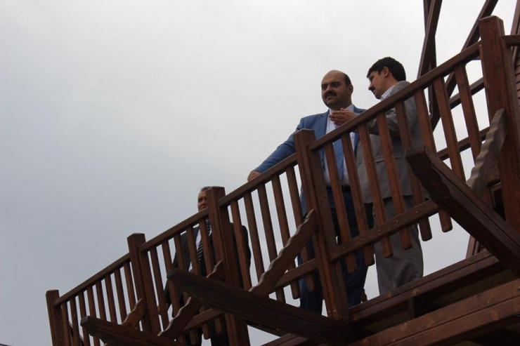 Aziziye’de Sıra Dışı Oyun Parkı