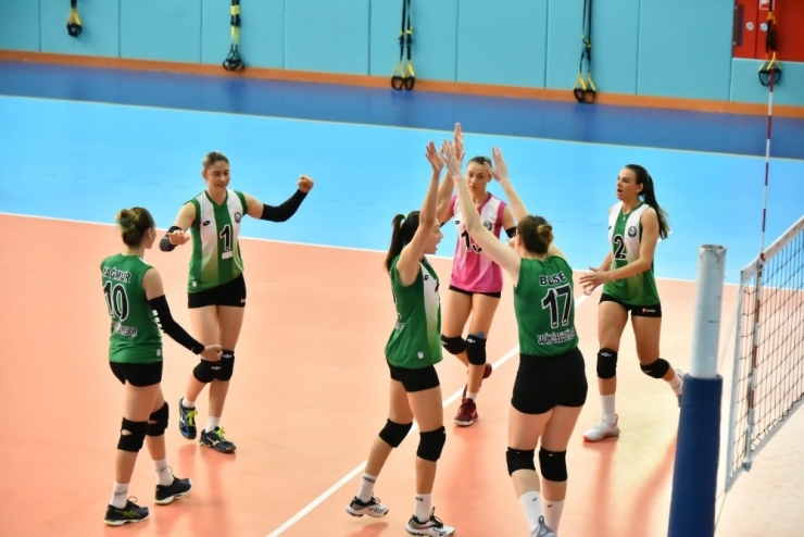 Salihli’nin Sultanları 3 Maçtır Kazanamıyor