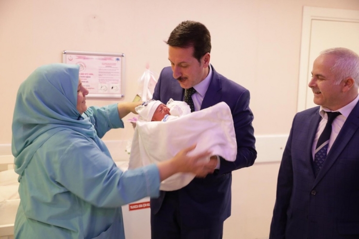 "Anne Bana Bir Şans Ver" Projesi Meyvelerini Verdi