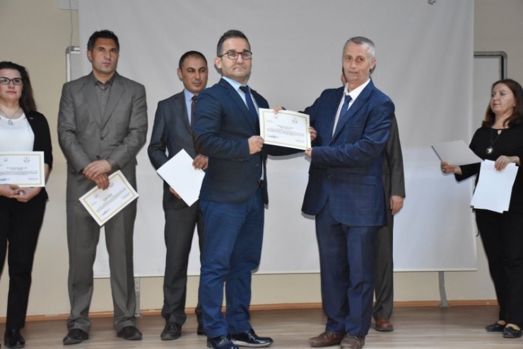 ’Beslenme Dostu’ 20 Okul Sertifikalarını Aldı