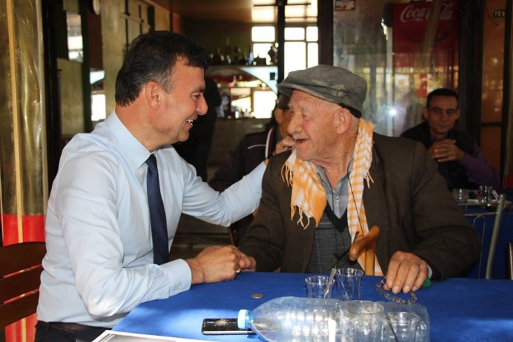 Başkan Akın Seçim Çalışmalarına Kuşadası’nda Devam Etti