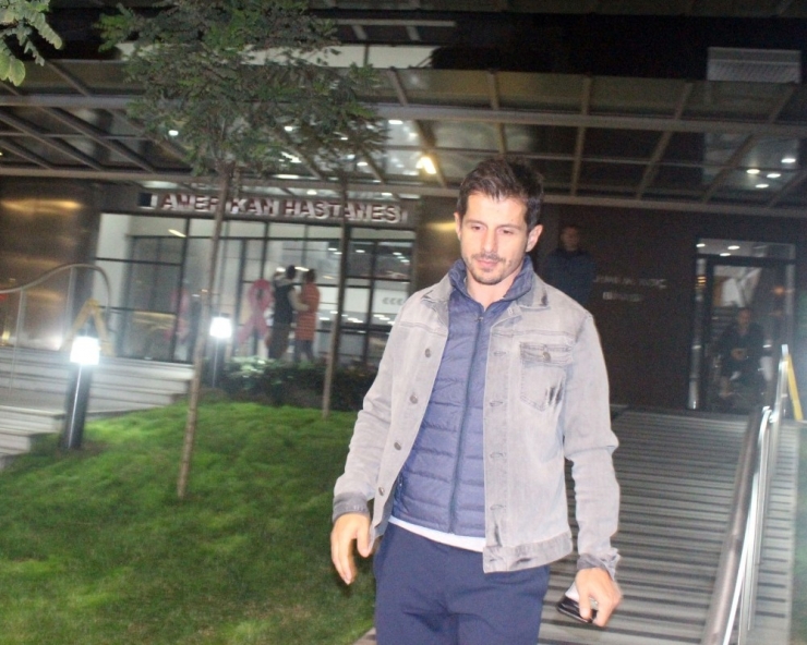 Emre Belözoğlu’ndan Turan Çiftine ’Bebek’ Ziyareti