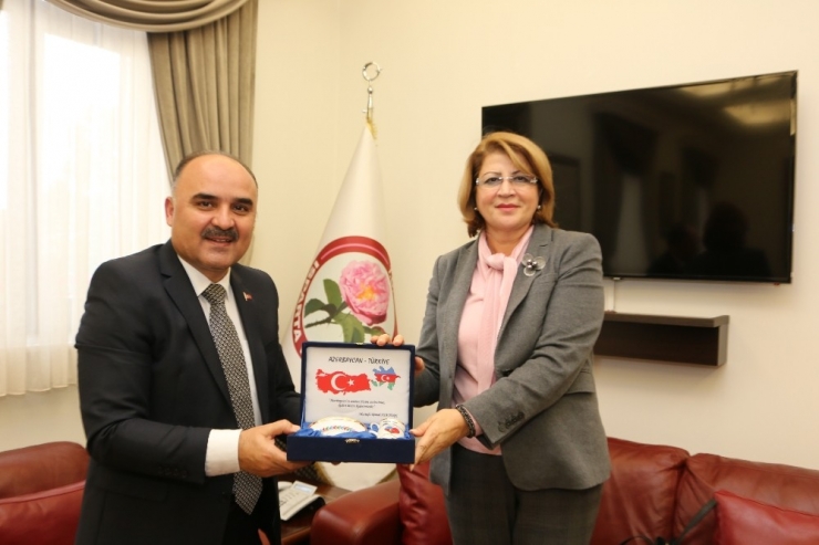 Isparta’ya Azerbaycan’dan Kardeş Şehir Geliyor