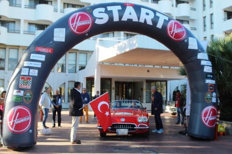 Klasik Otomobiller Cumhuriyet Rallisi’nde Buluştu