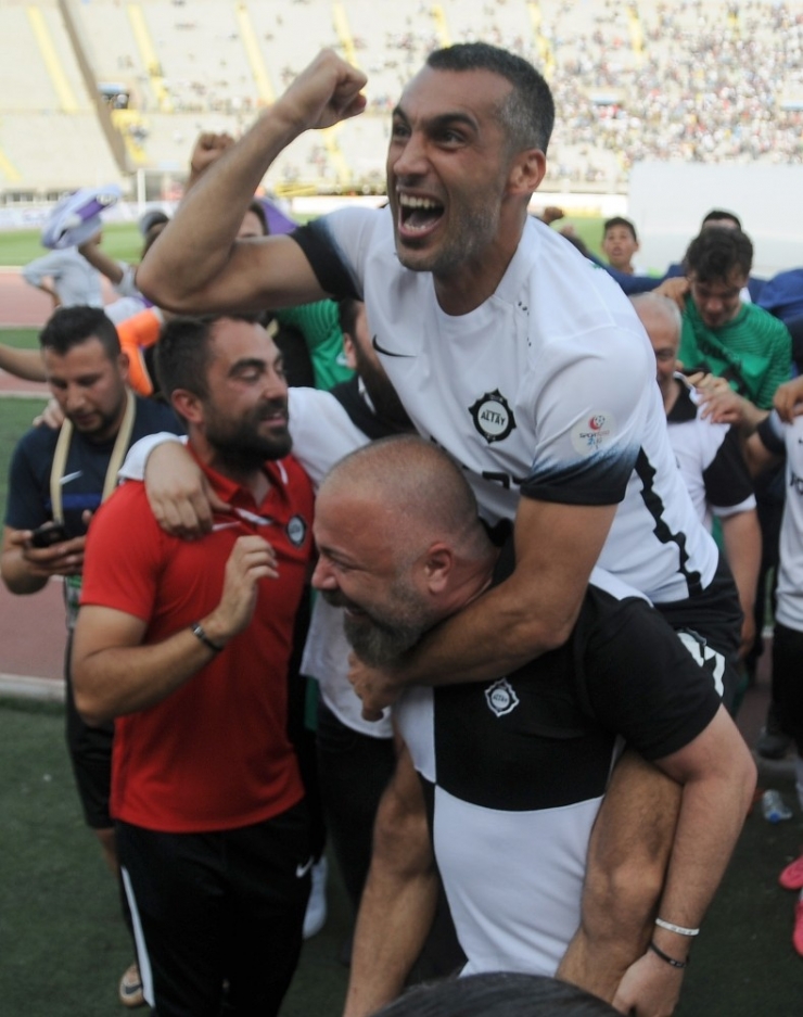 Altay’dan Sürpriz Tercih