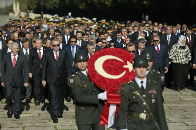 Cumhuriyet Bayramı’nda Anıtkabir’de Tören