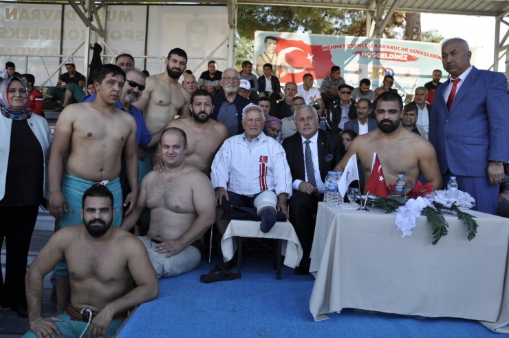 Dörtyol’da Başpehlivanlığı Ömer Yavuz Kazandı