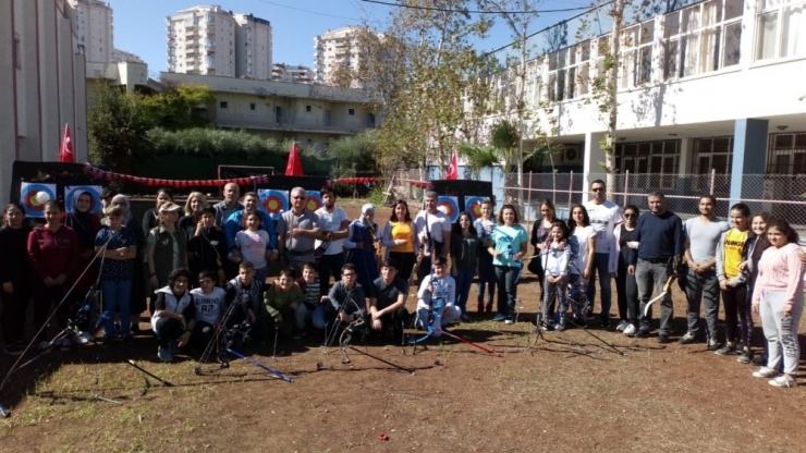 Şehit Ve Gazi Çocukları Aileleriyle Ok Attı