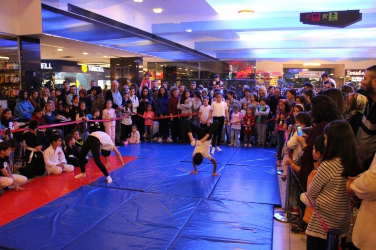 Samsun’da Cumhuriyet Bayramı Coşkusu