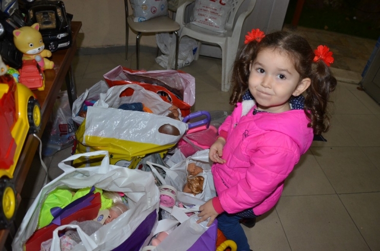 Bozuk Oyuncaklar Tamir Edilerek Çocukları Sevindirecekler