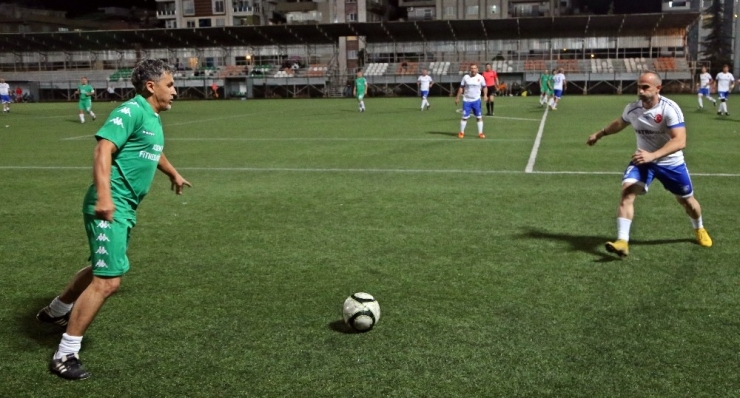 Efeler Masterlar ’95. Yıl Kupası’nda Efelendi