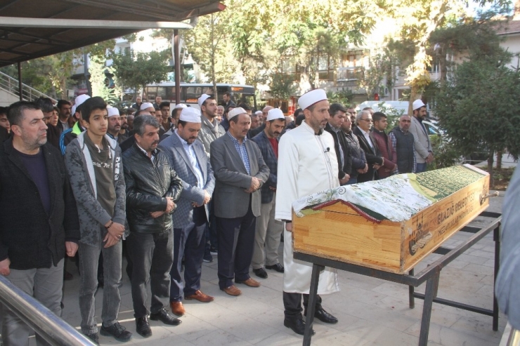 Acı Tesadüf, 10 Dakika Ara İle Anne Ve Kayınvalidelerini Kaybettiler