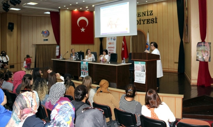 Mersin’de Meme Kanseri Farkındalık Semineri