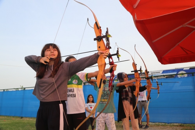 Erdemli’de Okçuluk Kursu Başladı