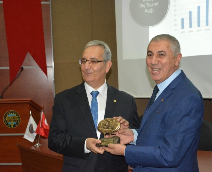 Prof. Dr. Küçüközmen Ekonomideki Son Gelişmeleri Değerlendirdi