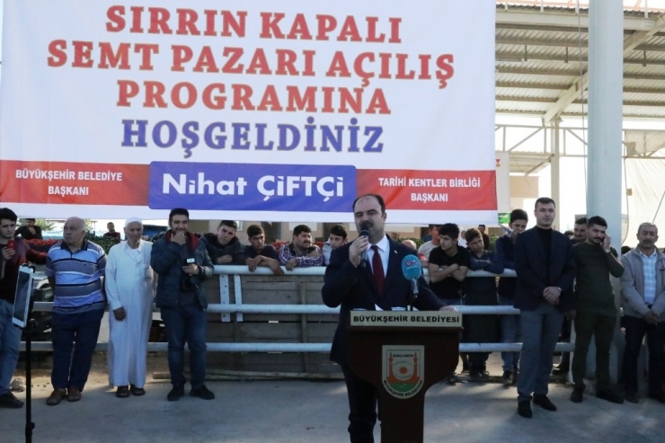 Sırrın Kapalı Semt Pazarı Açıldı