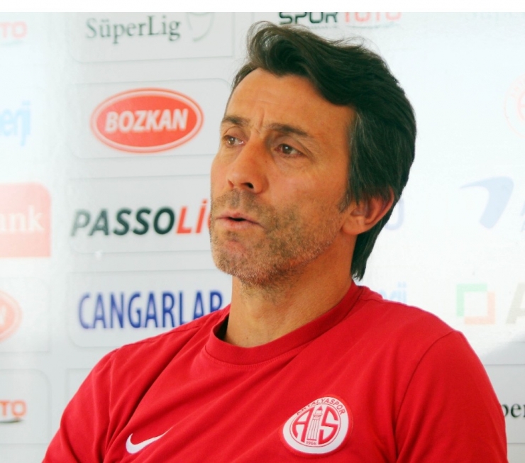 Bülent Korkmaz: "Kasımpaşa Deplasmanından İyi Sonuçla Döneriz"