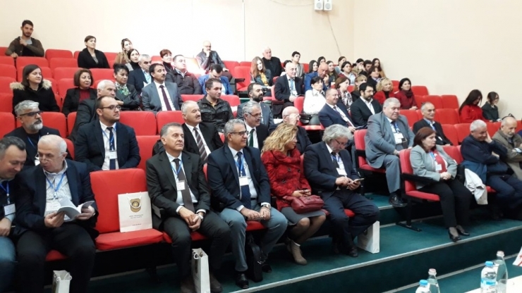 Gori’de Iı. Uluslararası Türk-gürcü İlişkileri Sempozyumu Gerçekleştirildi