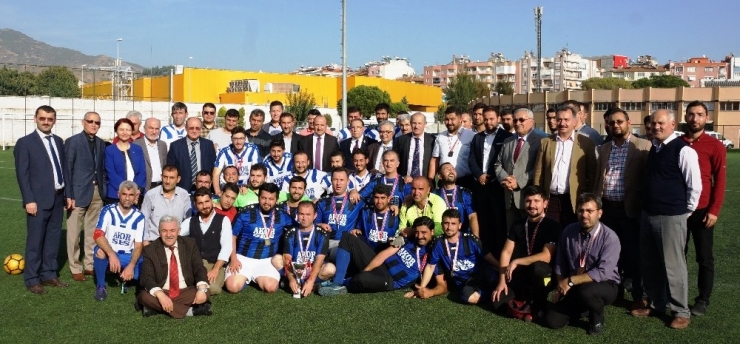 Zeytindalı Harekatı Kahramanları Futbol Turnuvasının Şampiyonu Germencik Oldu