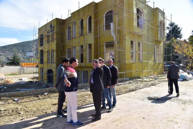 Başkan Can, Sosyal Donatı Alanında İncelemede Bulundu