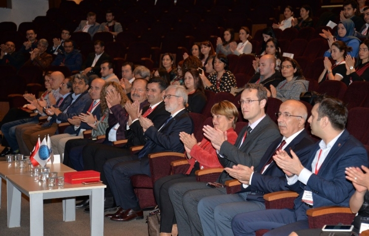 Üniversite Kütüphanesine 25 Milyon Liralık Yatırım