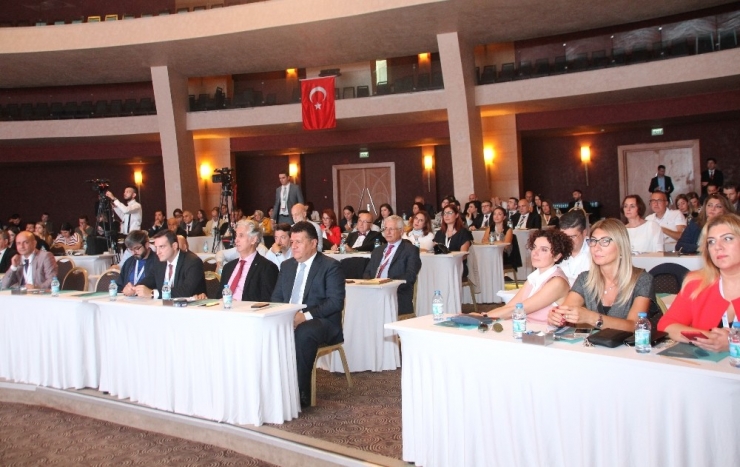 Sağlık Ve Sigorta Yöneticileri Derneği’nin 6. Ulusal Kongresi