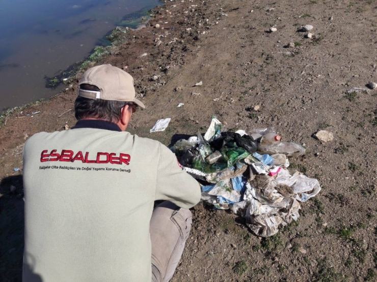 Hem Yarıştılar, Hem De Çevreyi Temizlediler