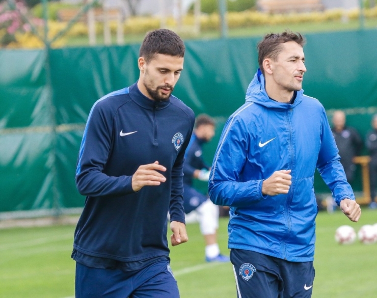 Kasımpaşa, Antalyaspor Maçı Hazırlıklarını Tamamladı