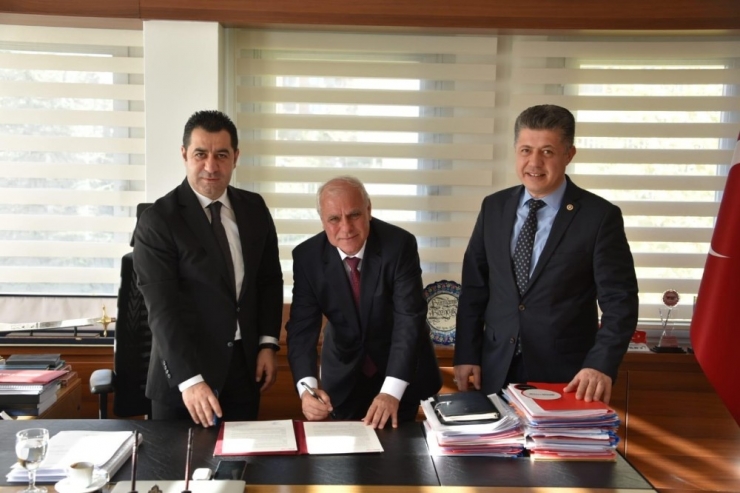 Soma’ya 2 Milyon Liralık Spor Yatırımı