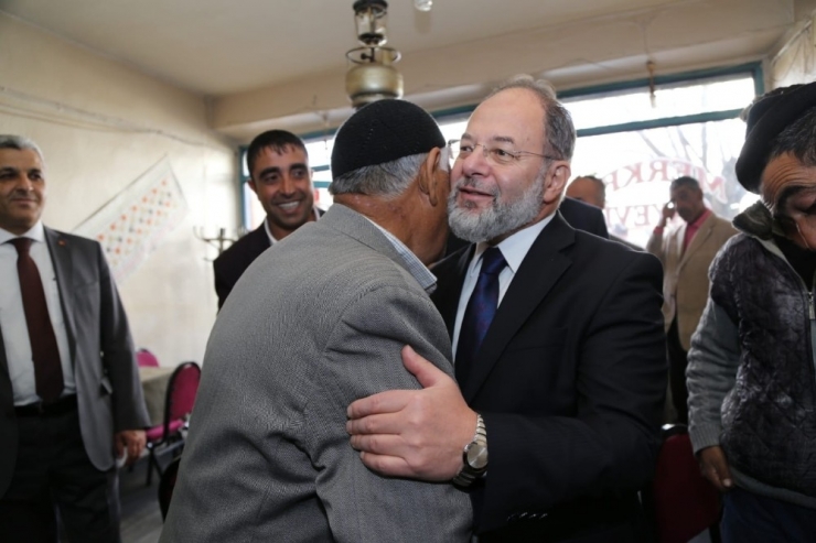 Akdağ İlçe Ziyaretlerini Sürdürüyor