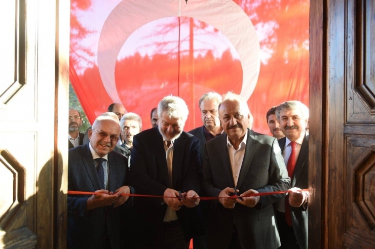 İlim Hikmet Sofrası Sohbetleri’nin 5. Dönemi Başladı