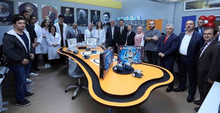 Başkan Karaosmanoğlu; ‘’Çocuklarımız Bilimi Keşfetsin İstiyoruz’’