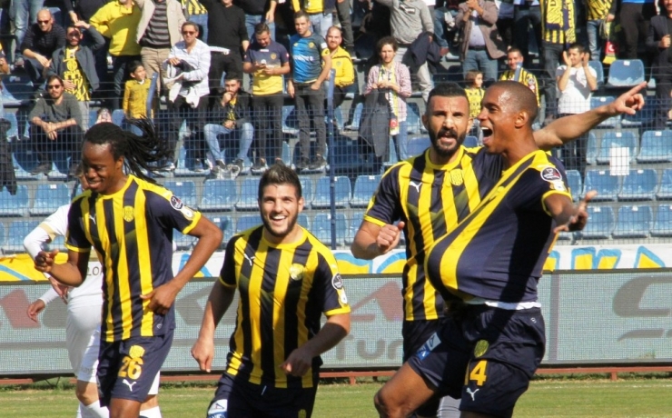 Spor Toto Süper Lig: Mke Ankaragücü: 2 - Kayserispor: 0 (İlk Yarı)